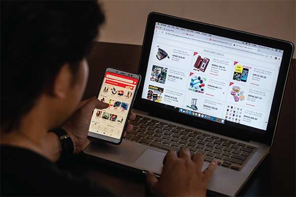 Pemerintah mendorong UMKM untuk masuk ke dalam ekonomi digital sehingga dapat terus berkembang