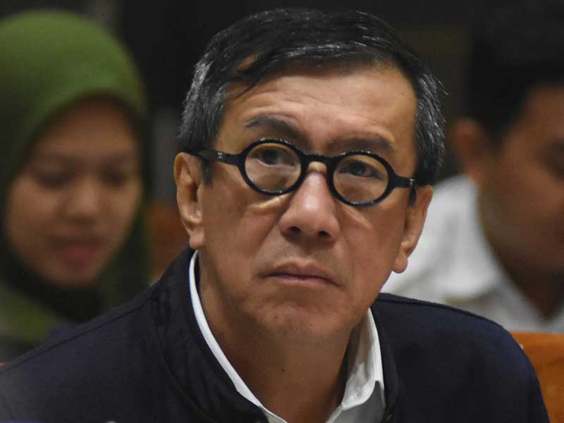 Menteri Hukum dan HAM Yasonna Laoly mengikuti Rapat Kerja dengan Komisi III DPR di Kompleks Parlemen, Senayan, Jakarta.