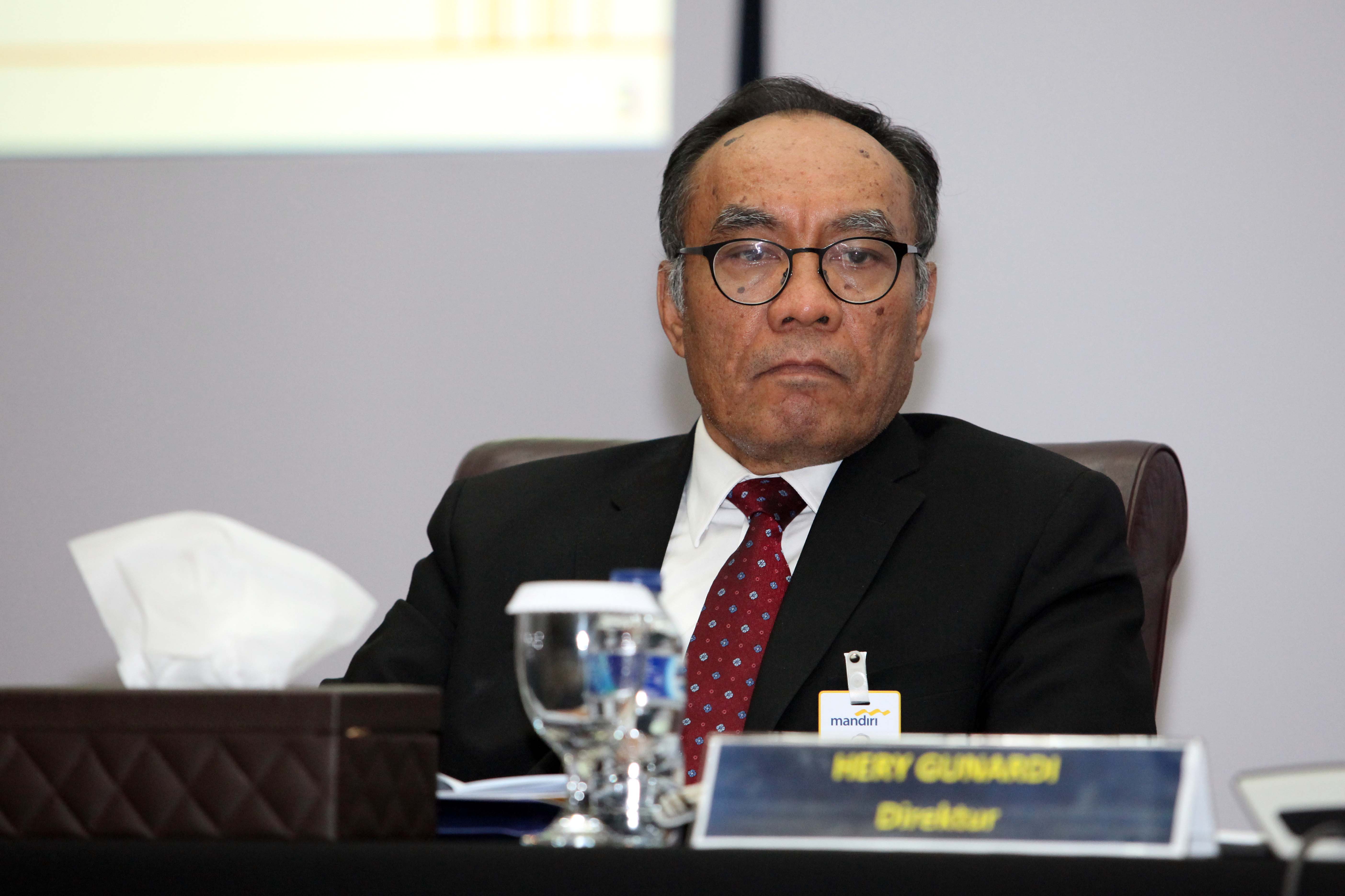  Direktur Retail Banking Bank Mandiri Donsuwan Simatupang