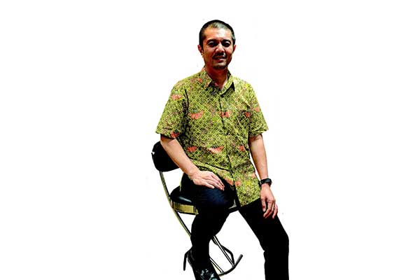 Pegiat bahasa Indonesia Ivan Lanin,