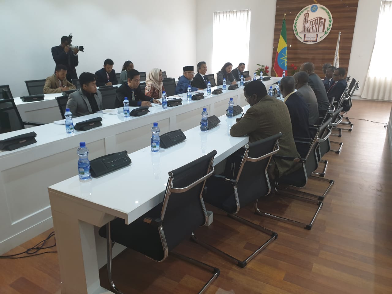 BKSAP DPR-RI bersama delegasi bertemu dengan Ketua Parlemen Ethiopia, Tagesse Chafo, di Kantor Parlemen Ethiopia