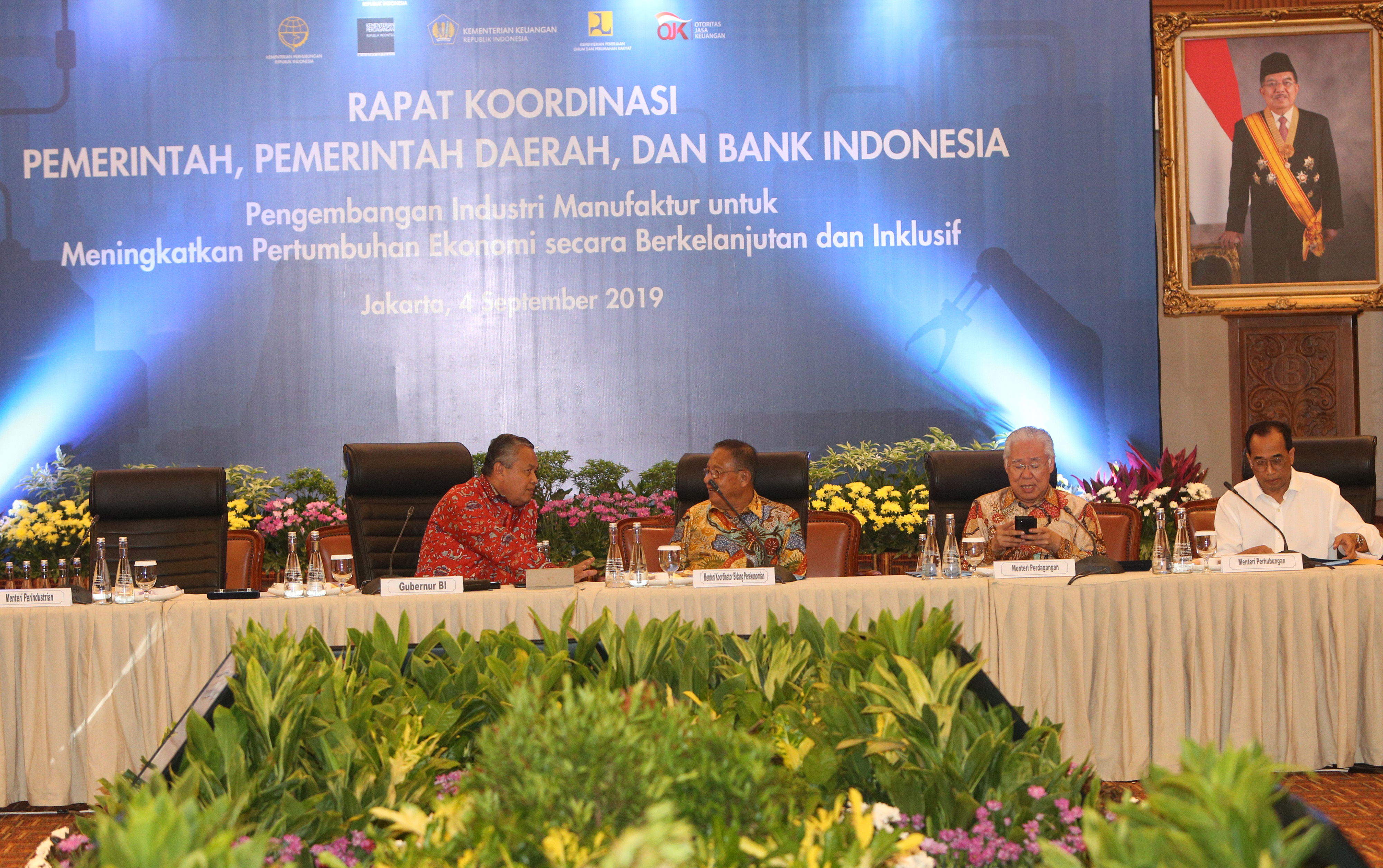  Rapat Koordinasi antara Pemerintah, Pemerintah Daerah dan Bank Indonesia membahas pengembangan industri manufaktur, Rabu (4/9).