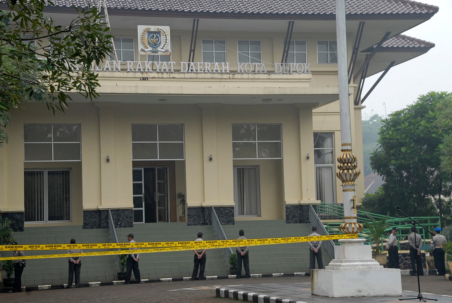 Gedung DPRD Depok saat dipakai untuk simulasi penanganan teror bom