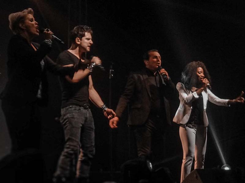 Empat bintang Stars of the West saat tampil di Jakarta, Senin (23/9).