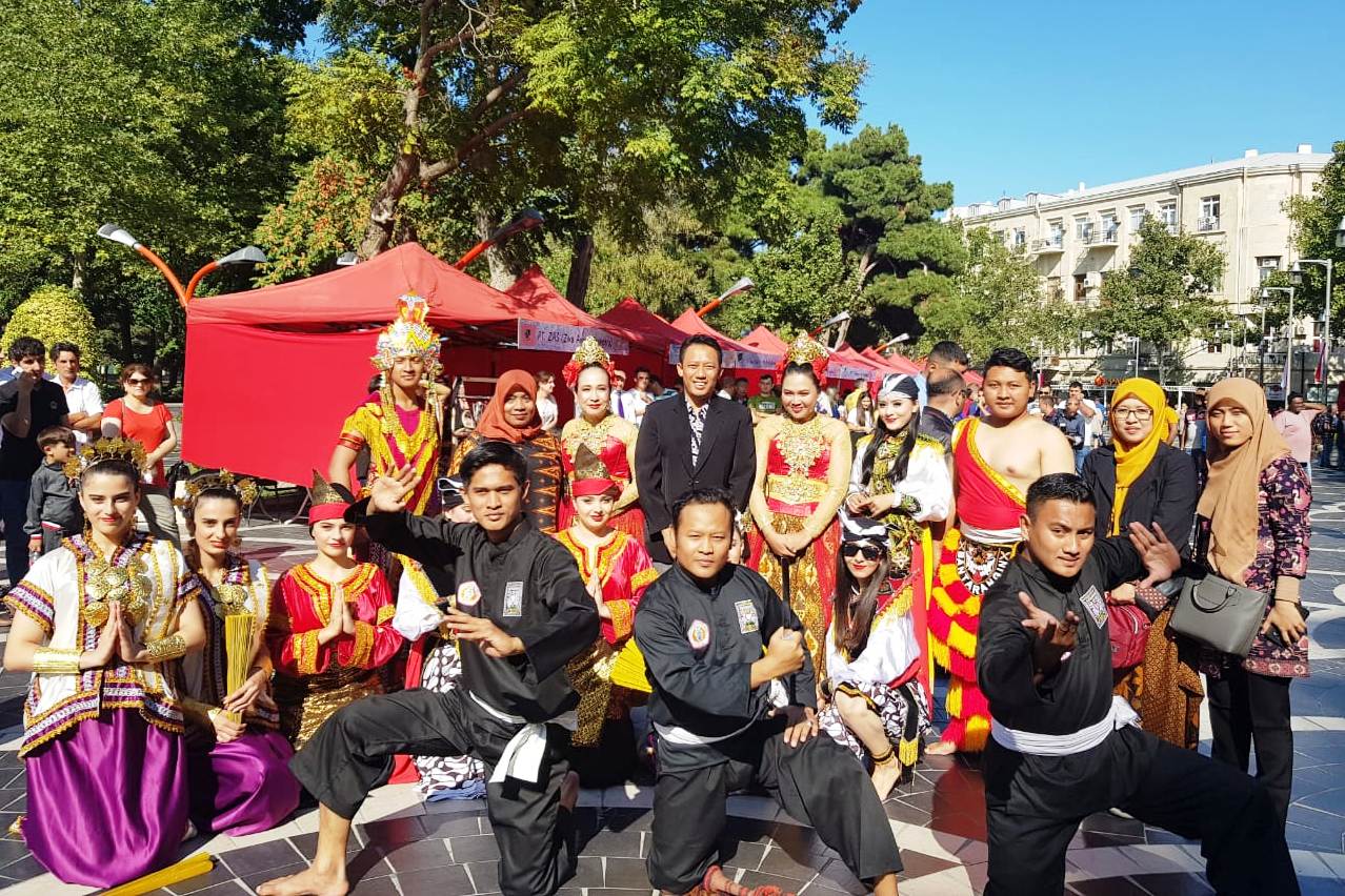Pencak Silat Reyog Ponorogo Tampil Memukau di Azerbaijan