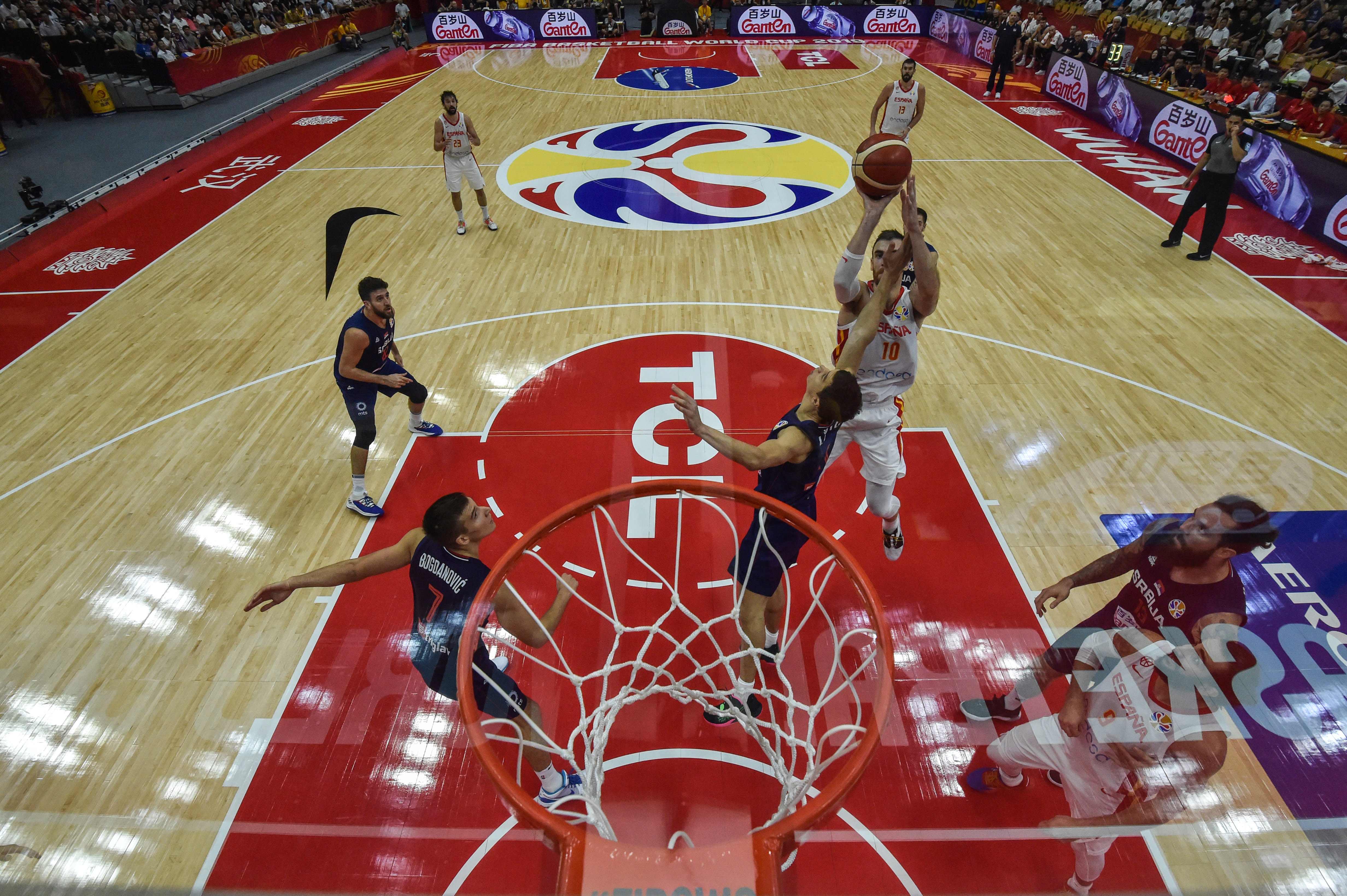 Laga Piala Dunia Bola Basket 2019 antara Spanyol dan Serbia