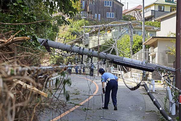 Topan  Faxai  landa Tokyo, Jepang