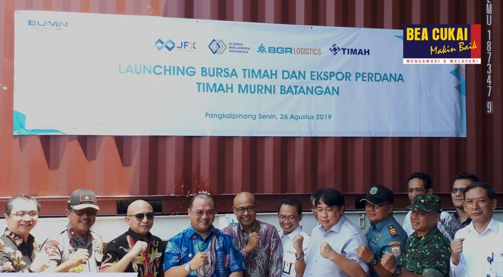 BEA Cukai Pangkalpinang ikut dalam acara peluncuran bursa timah dan ekspor perdana timah murni batangan di Pangkalpinang pada Senin (26/8).