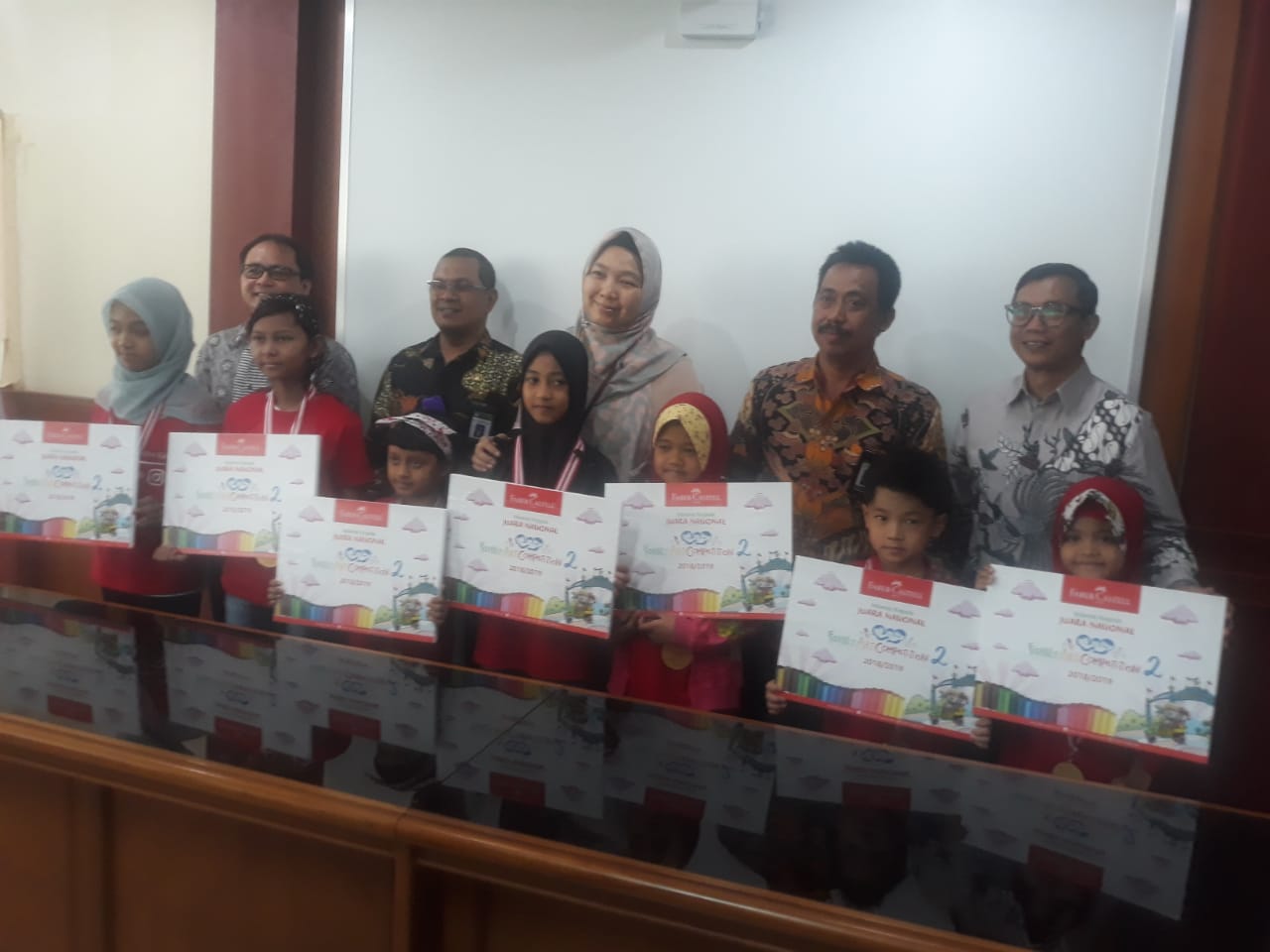 Pelepasan pemenang lomba warna Faber Castell