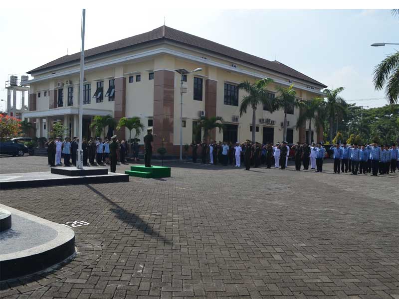 Gedung PTUN Surabaya.