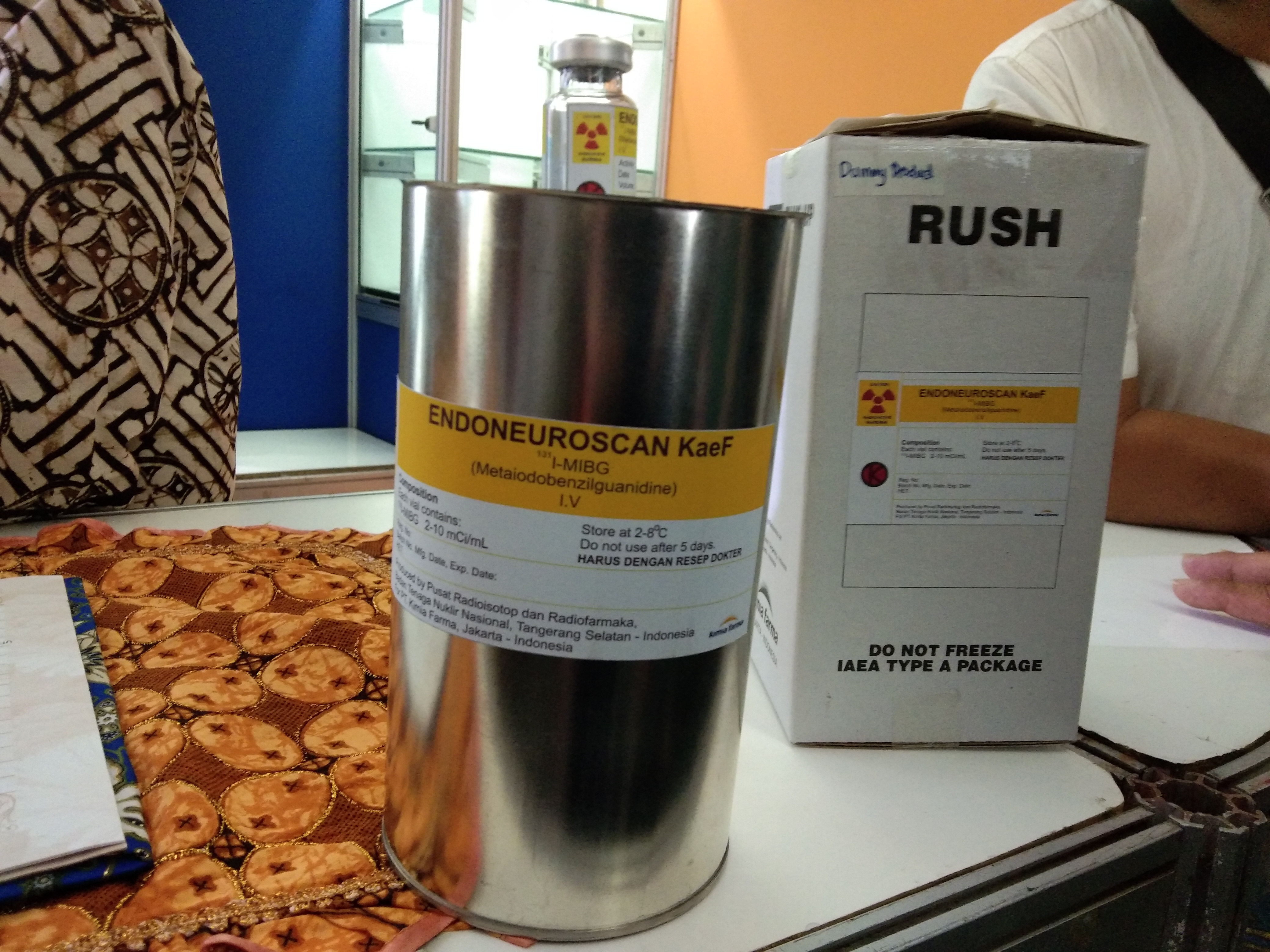 Produk Endoneuroscan KaeF Terapi yaitu Senyawa Bertanda 131I-MIBG (131Iodine-Meta Iodo Benzyl Guanindine).