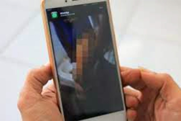 Polres Kabupaten Garut berhasil menangkap seorang lagi pemeran dalam video porno berinisial AG alias D, 29.