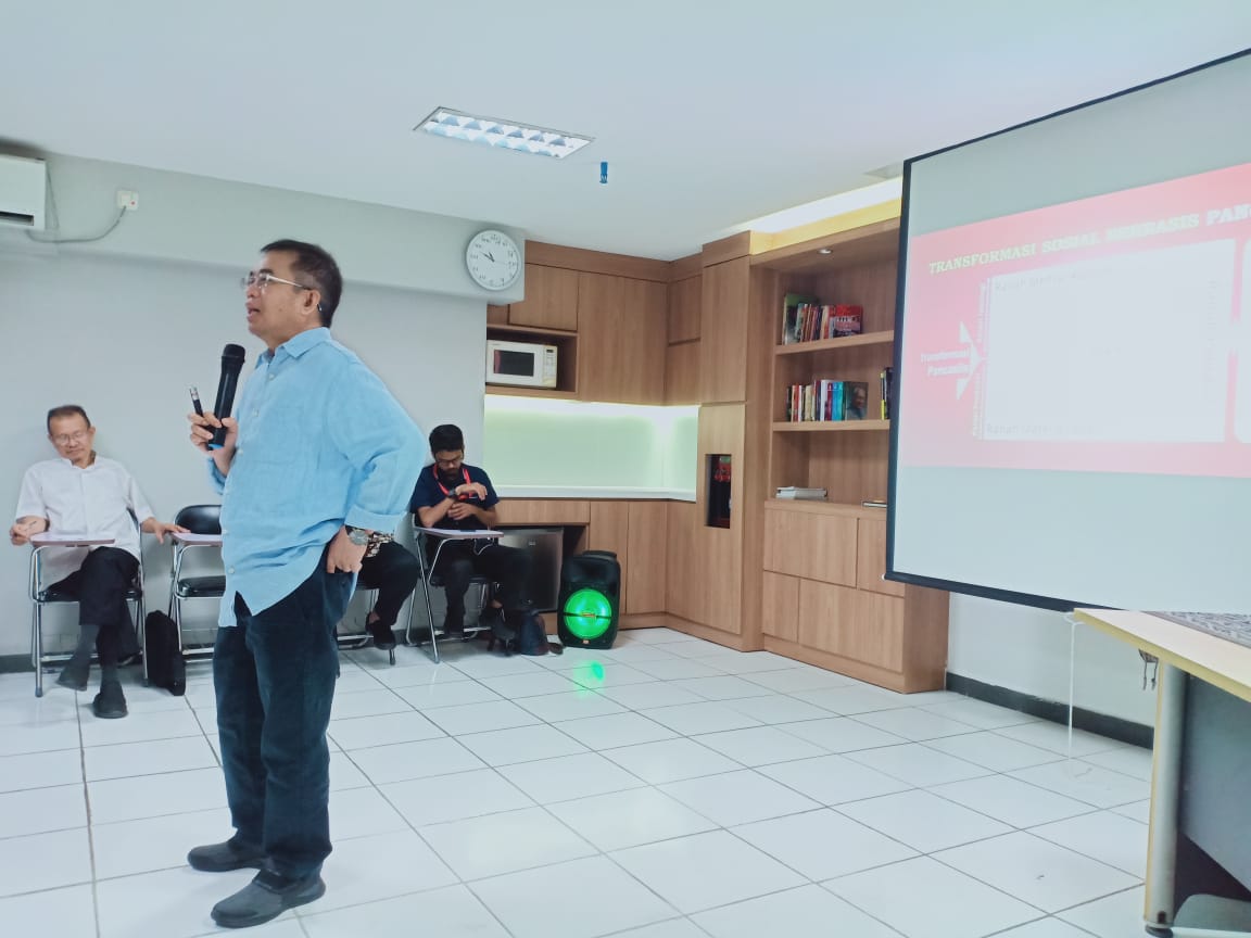 Cendikiawan dan mantan ketua BPIP Yudi Latif 