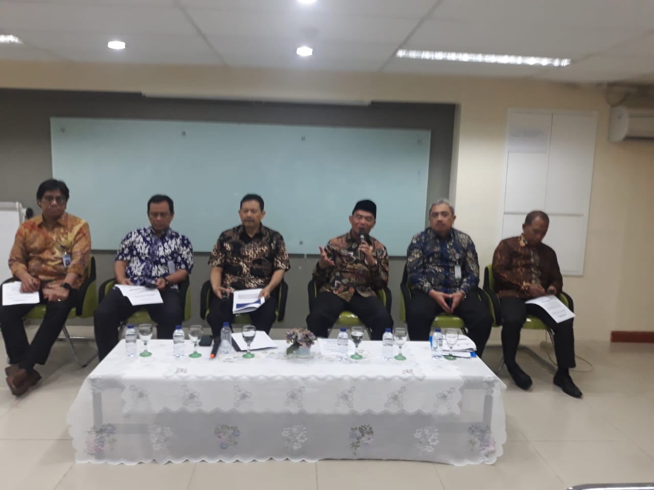 mendikbud saat Taklimat Media, Selasa (17/9)