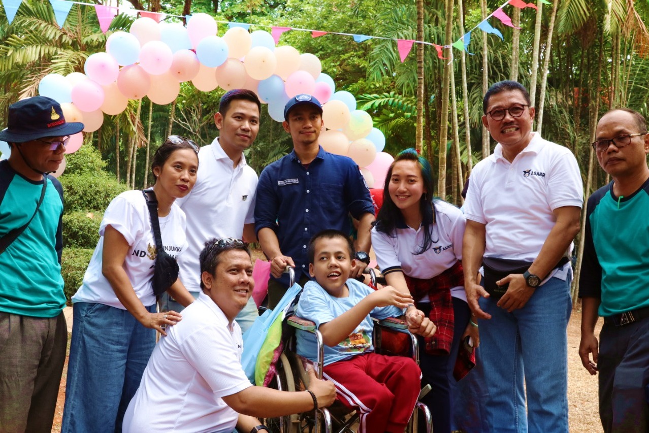 ASABRI Berbagi Keceriaan dengan Anak-Anak Disabilitas di Hari Tunarungu Internasional
