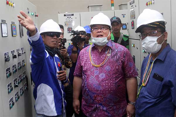 Peresmian PLTBm oleh Menteri PPN Bambang Brojonegoro di Desa Saliguma, Pulau Siberut tengah, Kepulauan Mentawai, Selasa (17/9/2019).