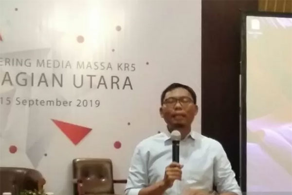 Deputi Direktur Pengaturan, Penelitian, dan Pengembangan Fintech OJK, Munawar memberikan pemaparan dalam Pelatihan dan Gathering Media Massa