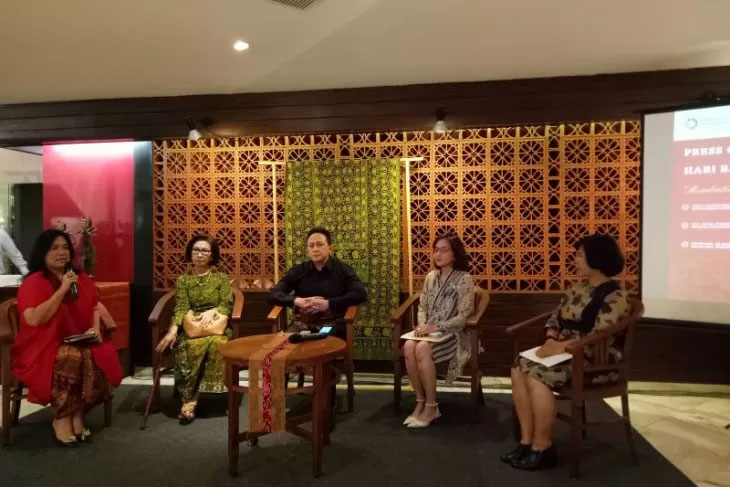 Suasana konferensi pers acara perayaan Hari Batik Indonesia 2019, 