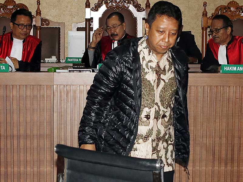 Terdakwa kasus dugaan suap jual-beli jabatan di lingkungan Kementerian Agama, Romahurmuziy.