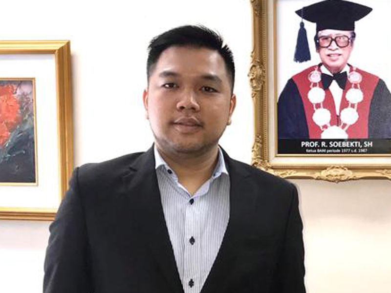Albert Aries, Advokat Forum Advokat Pengawal Pancasila dan Pengajar FH Trisakti