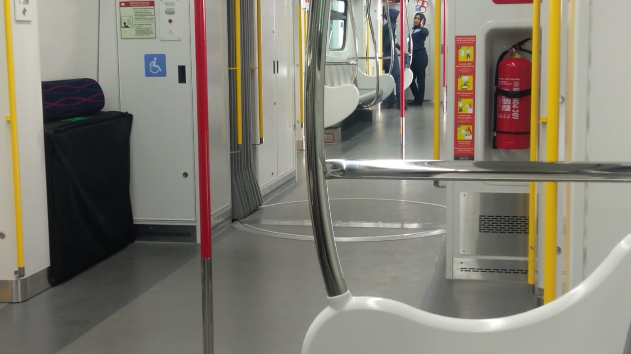 Gerbong LRT masih terlihat sepi penumpang