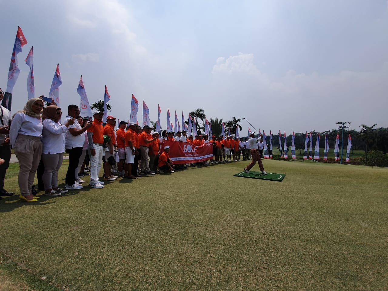 Turnamen golf Hari Pelanggan Nasional 2019 di  Damai Indah Golf, Bumi Serpong Damai, Tangerang Selatan.
