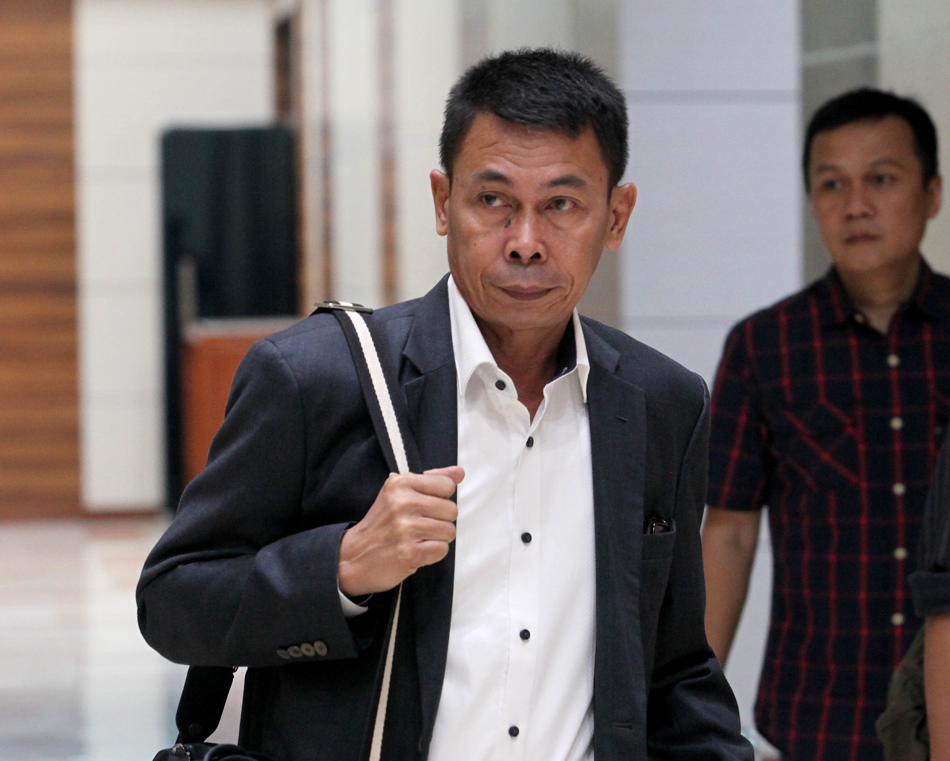 Pimpinan Komisi Pemberantasan Korupsi (KPK) terpilih periode 2019-2023 Nawawi Pomolango (kiri).