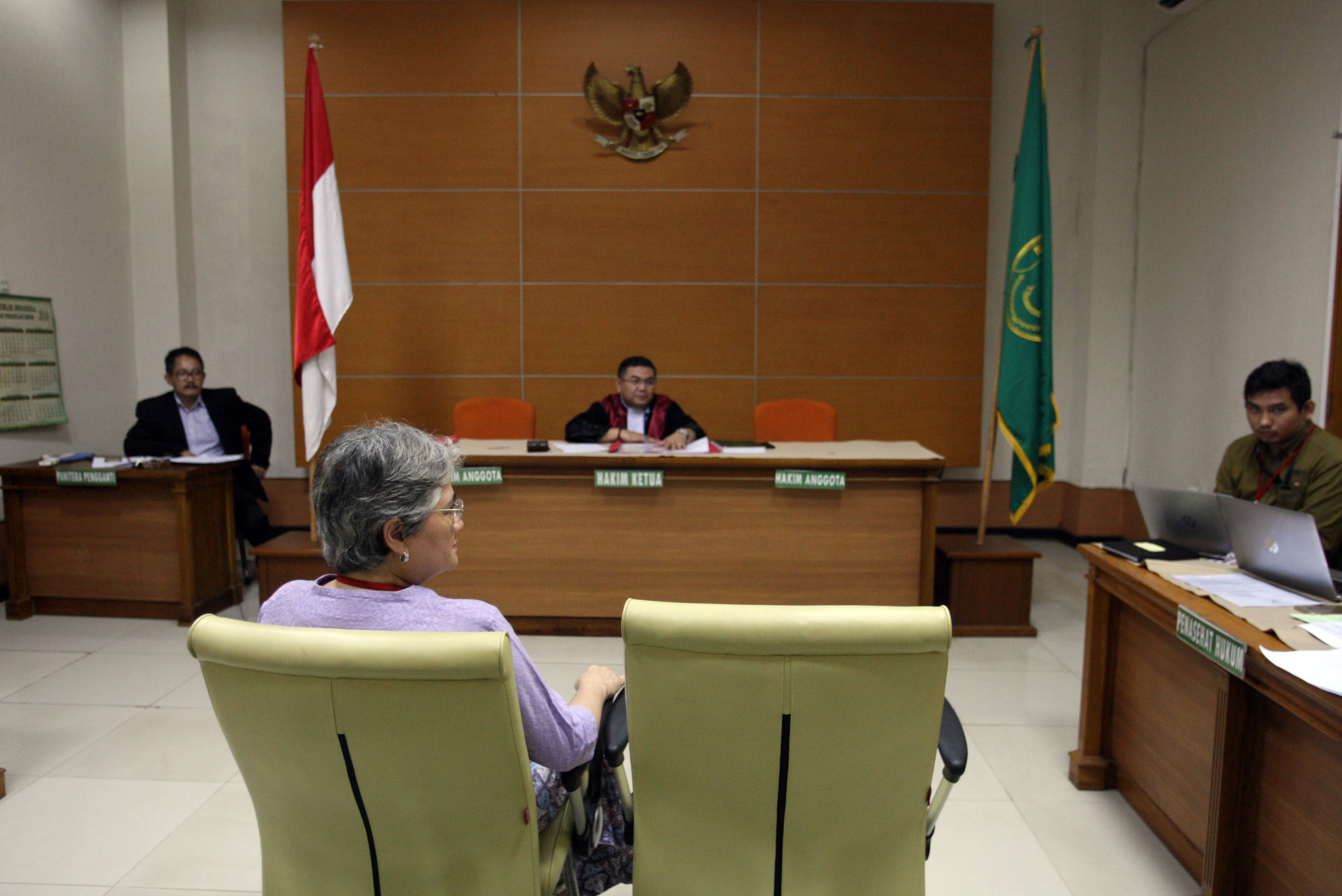 KPK Didesak Tuntaskan Kasus Bank Century