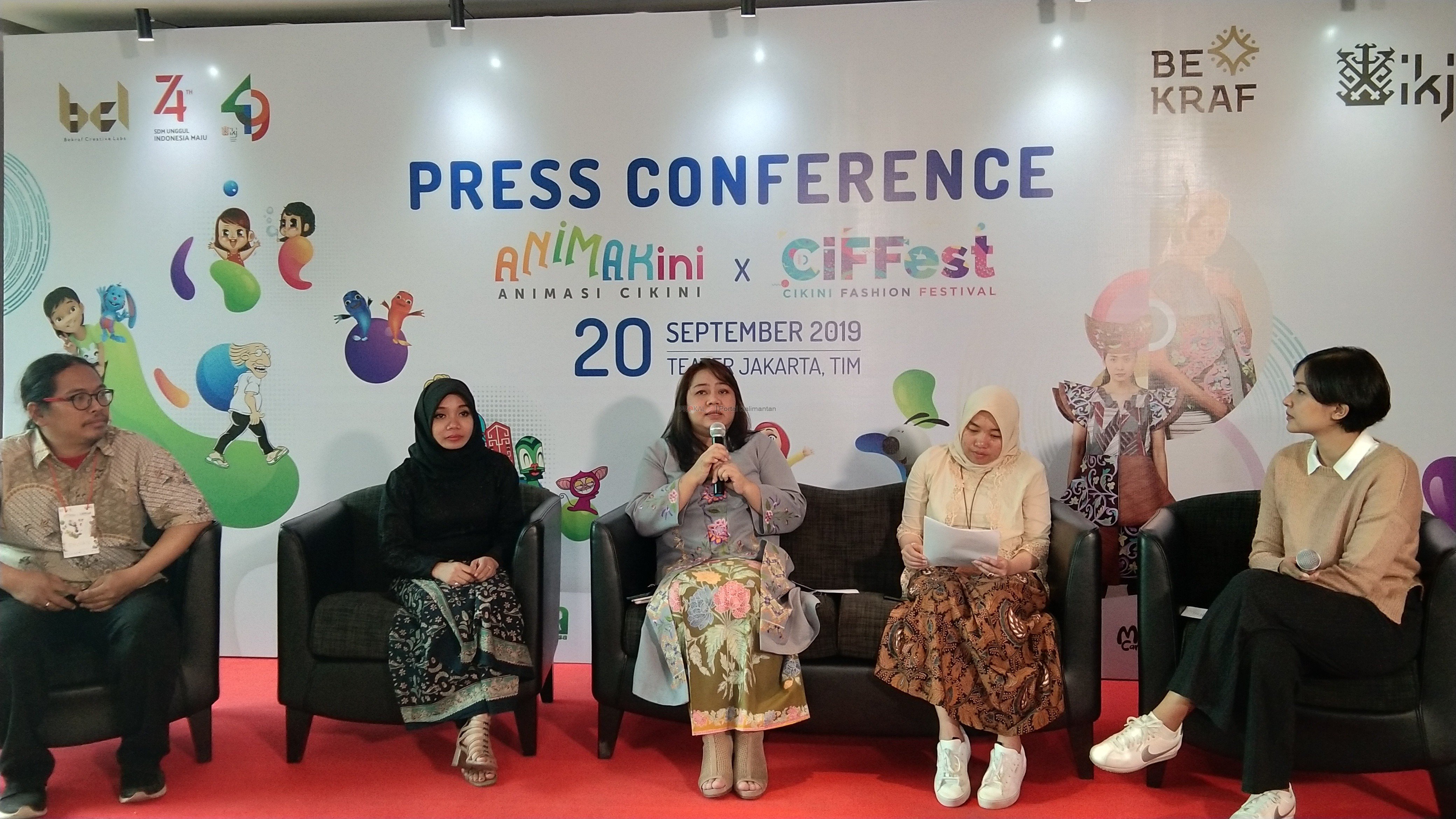 Dekan Fakultas Seni Rupa IKJ, Indah Tjahjawulan, saat menerangkan terkait penyelenggaraan CiFFest 2019.