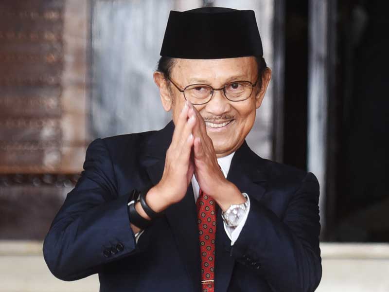 Mantan Presiden BJ Habibie menghadiri pembukaan Sidang Tahunan MPR Tahun 2017 di Kompleks Parlemen, Senayan, Jakarta.