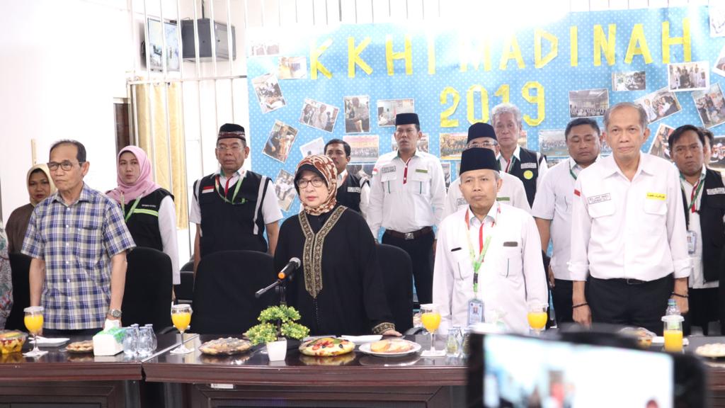 Menkes Nila F Moeloek saat ramah tamah dengan PPIH Daker Madinah, Kamis (12/9) WAS.