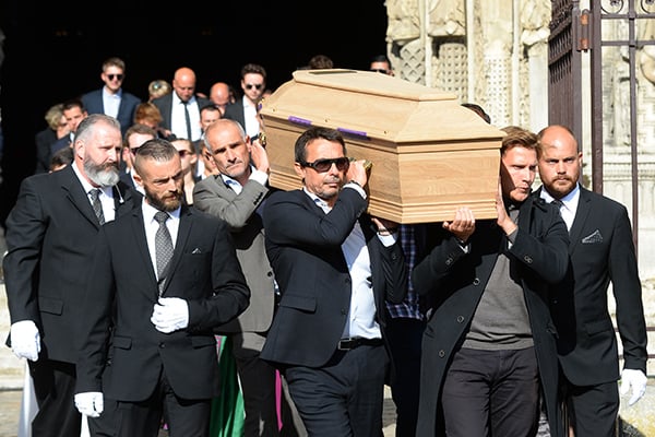 Acara pemakaman pembalap F2 Anthoine Hubert 