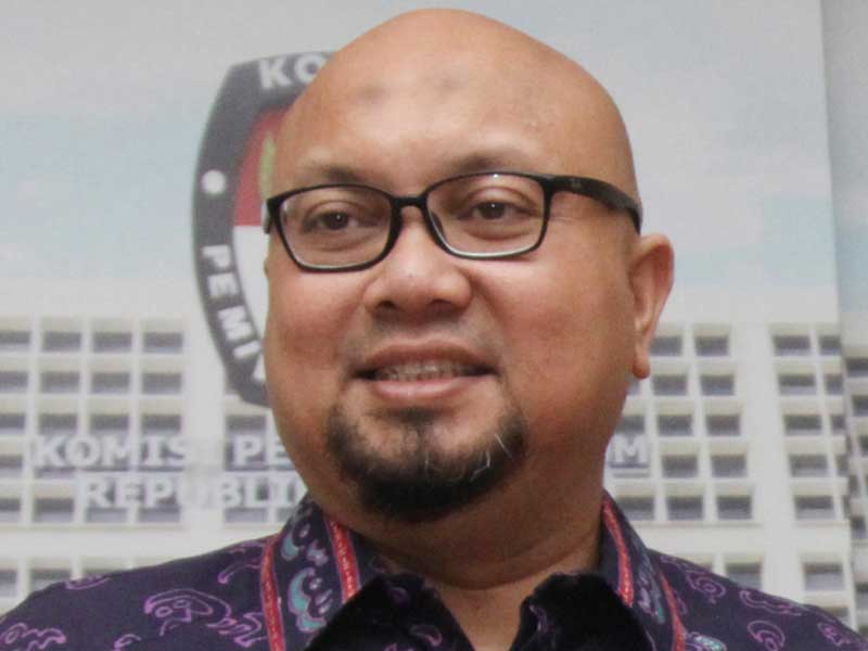 Komisioner KPU Ilham Saputra