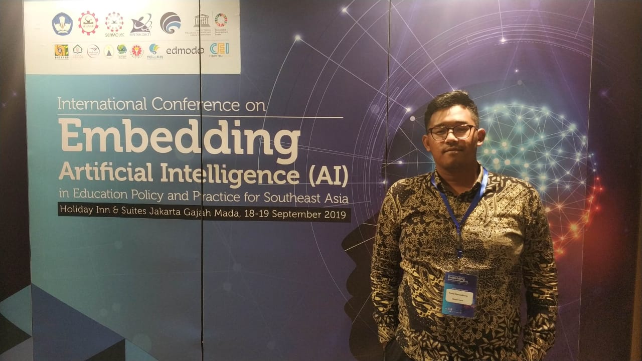 Farid Ramadhony, Staf Biro Perencanaan dan Kerja Sama Luar Negeri Kementerian Pendidikan dan Kebudayaan (PKLN- Kemendikbud).