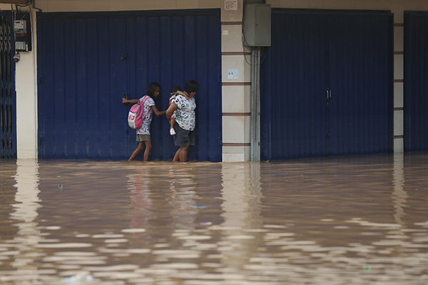 Waspadai Luapan Air Sungai dari Hulu