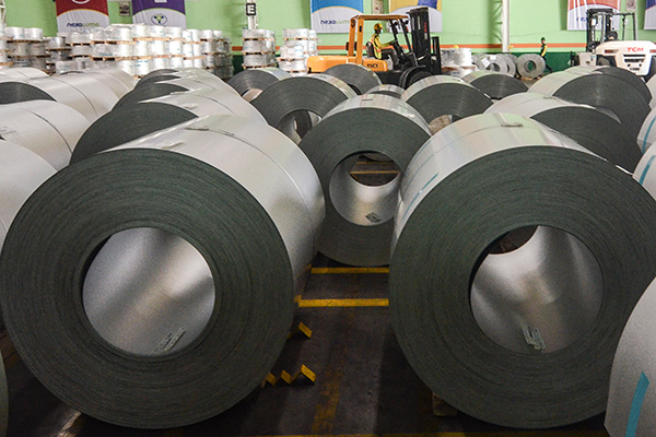 Deregulasi Impor Baja Diharap Perhatikan Industri Nasional