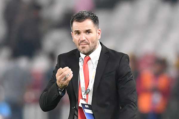 Pelatih Timnas Simon McMenemy.