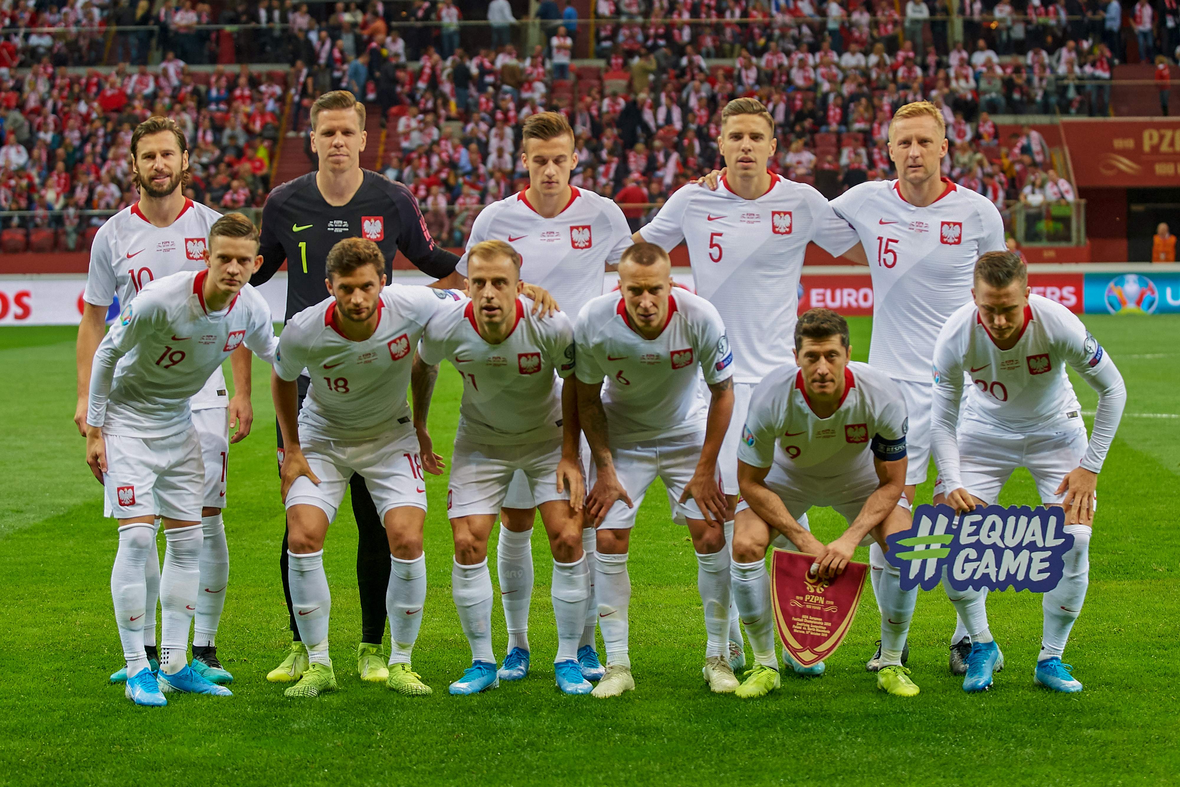 Timnas Polandia sebelum bertanding dengan Makedonia di Warsawa, Polandia.