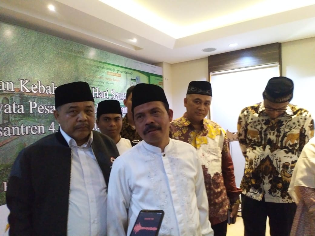 Ketua Umum Dewan Pengurus Pusat Ikatan Pesantren Indonesia (DPP IPI), KH. Zaini Ahmad S.RK.