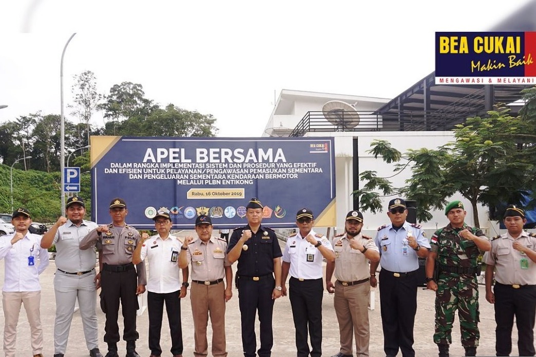 Bea Cukai Implementasikan Sisdur Baru Pemasukan dan Pengeluaran Sementara Kendaraan Pribadi/Wisata melalui PLBN Entikong.