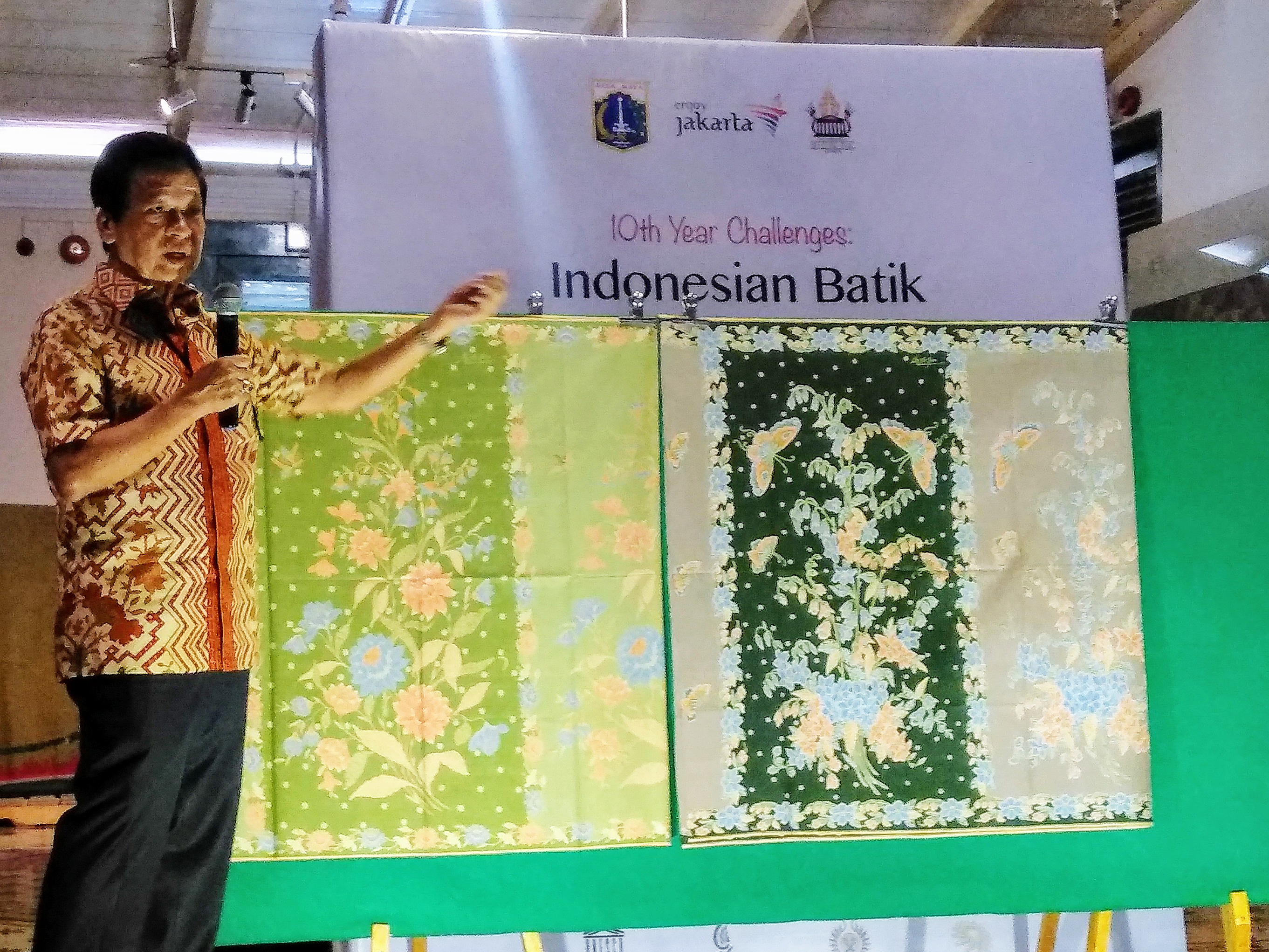 Suasana bincang batik di Museum Tekstil, Jakarta, Selasa (1/10).