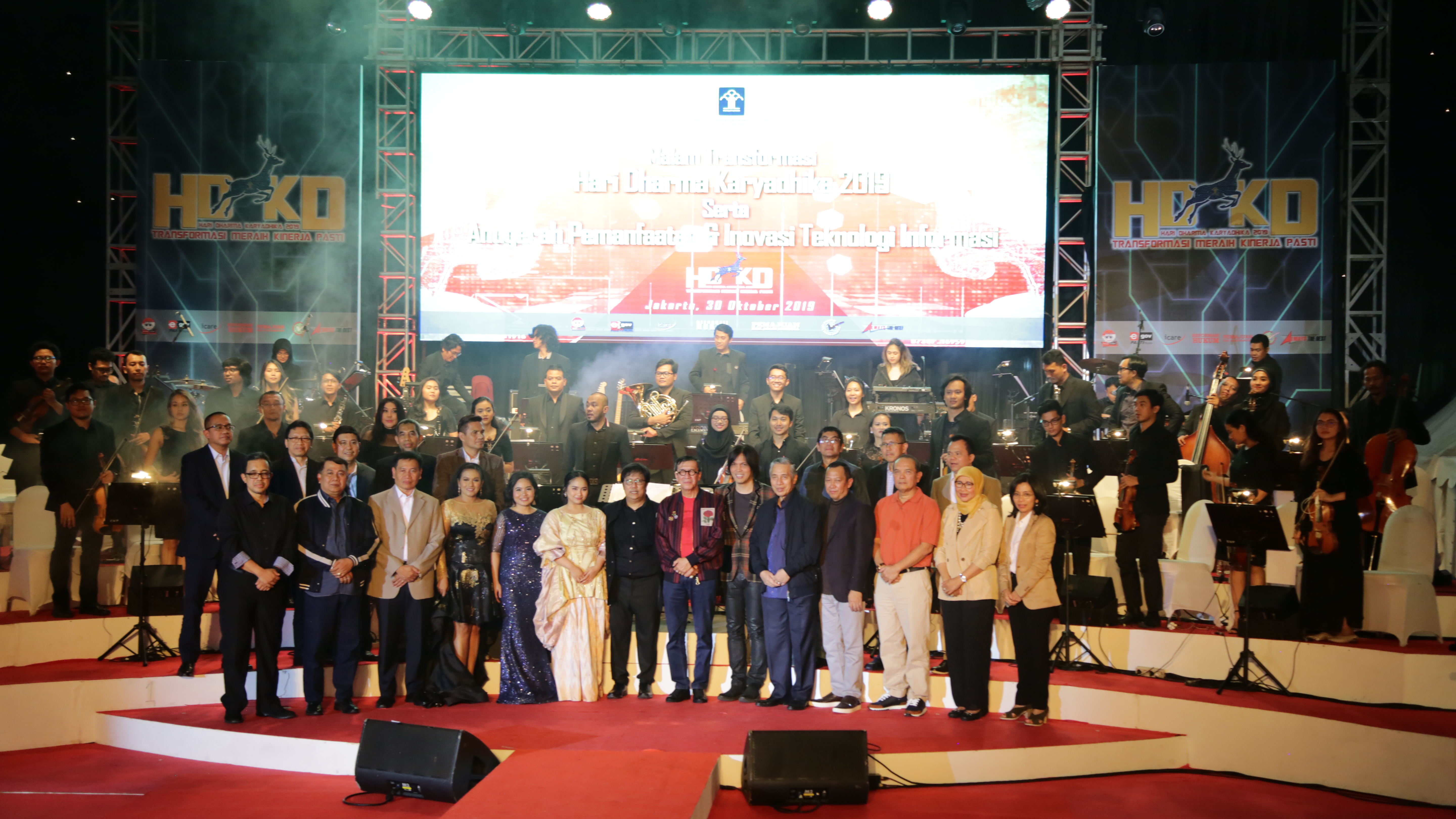 Menkumham Yasonna Laoly saat peluncuran  tiga aplikasi pelayanan publik berbasis online di Hari Dharma Karyadhika (HDKD) 2019