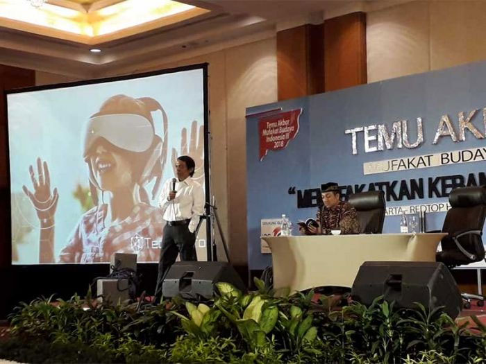  Radhar dalam acara Temu Mufakat Budaya Indonesia 