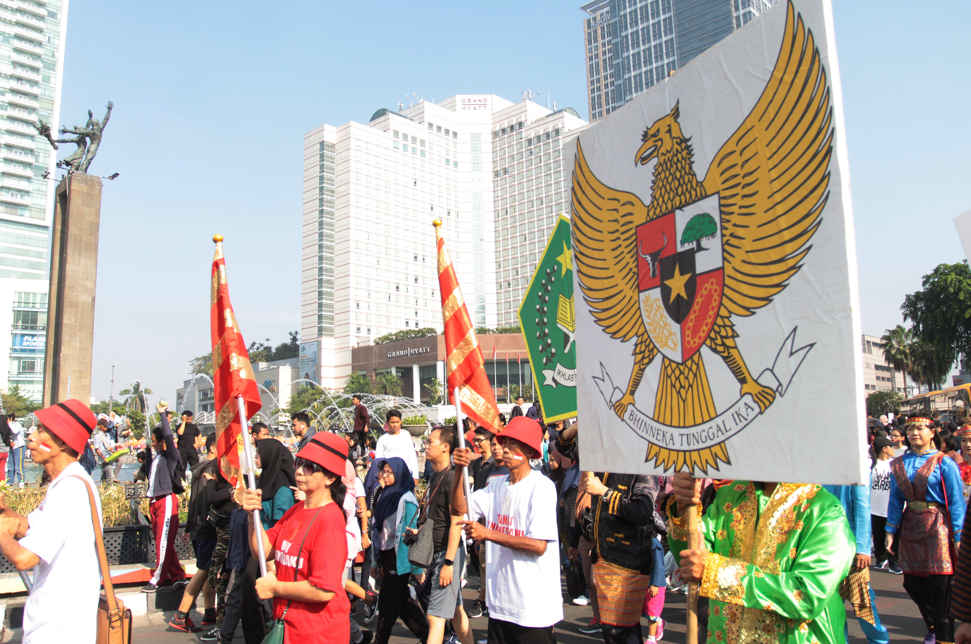 Peserta gerak jalan Kerukunan Umat Beragama di Jakarta, beberapa waktu silam. 
