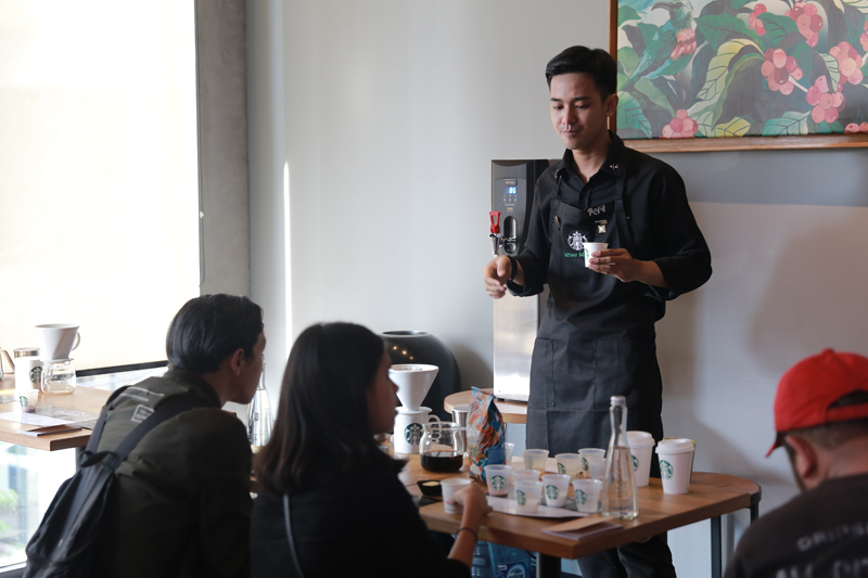 Master Class dengan salah satu coffee master.