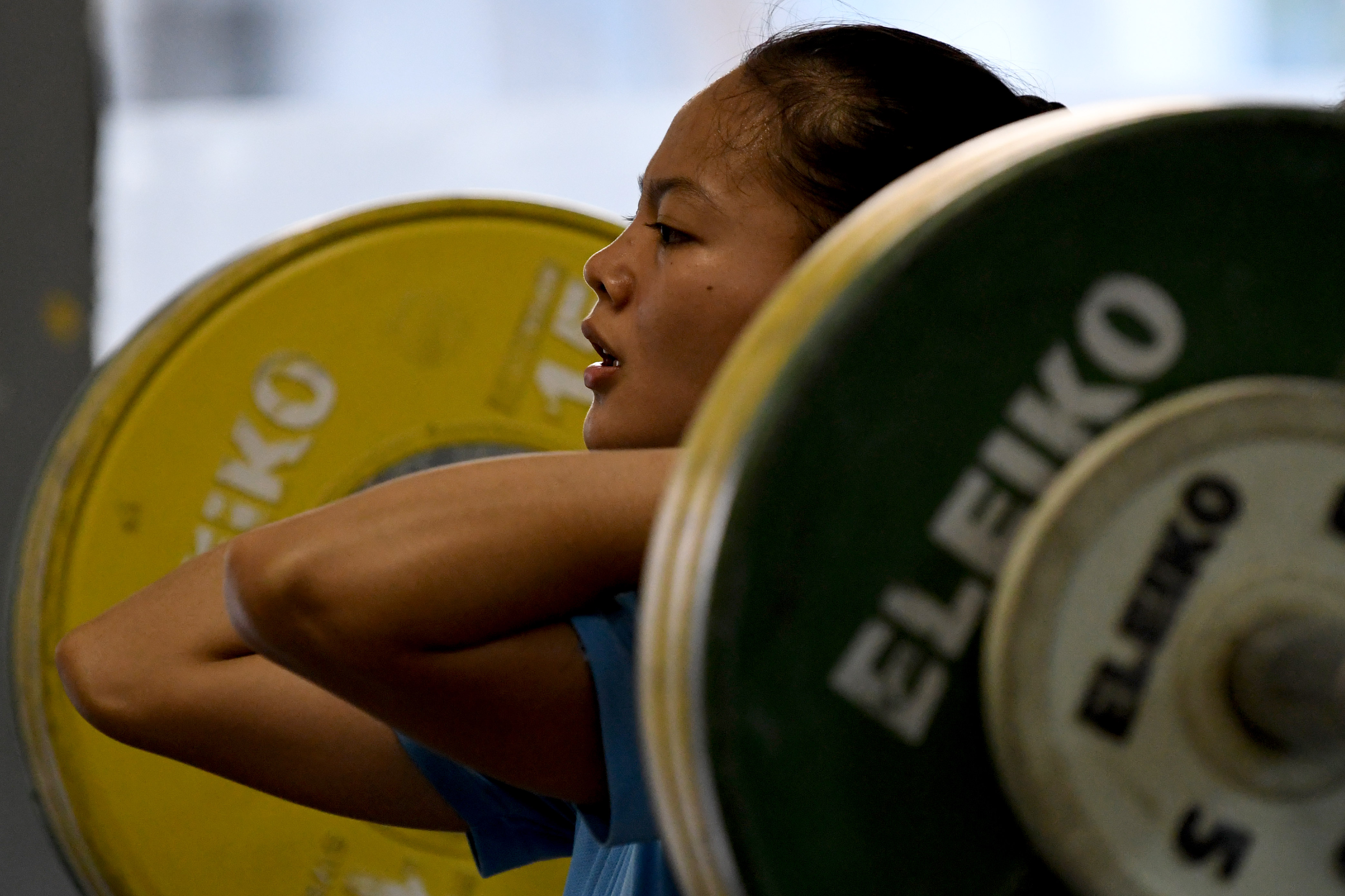 Salah satu lifter putri masa depan Indonesia, Windy Cantika Aisah.