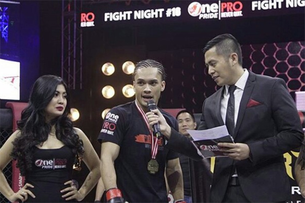  Artis Randy Pangalila akan kembali bertarung di ajang One Pride, Sabtu (26/10) mendatang