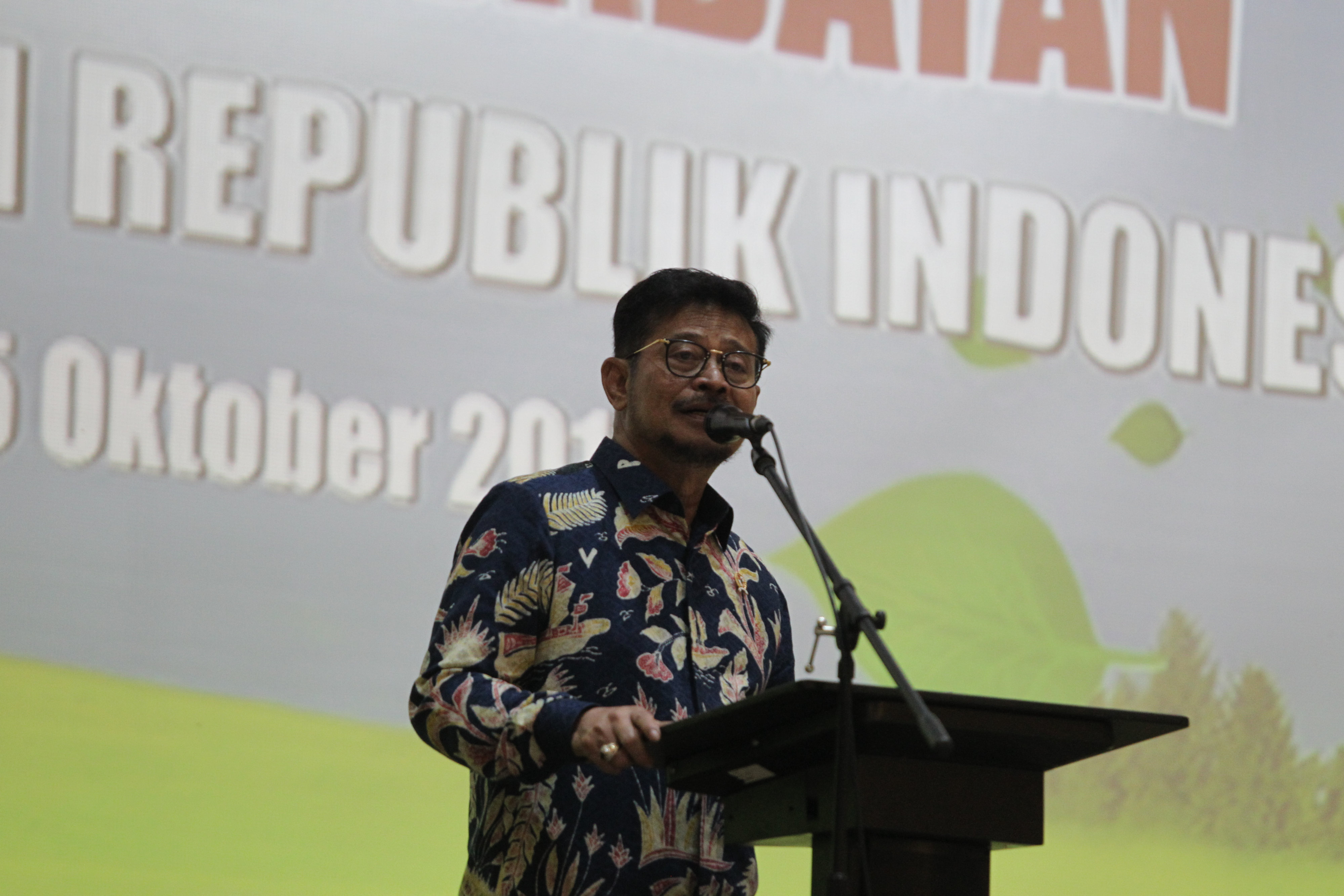 Menteri Pertanian  Syahrul Yasin Limpo akan membangun kemandirian pangan mulai dari kecamatan.