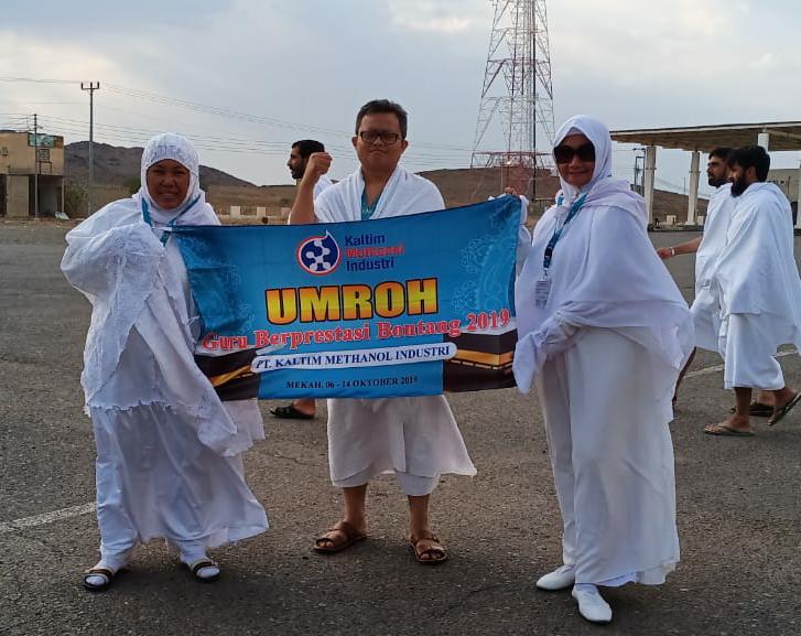 Guru berprestasi di Bontang yang diajak PT KMI untuk umroh