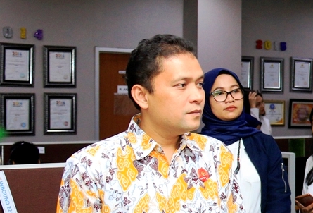Wakil Ketua Komisi Informasi Pusat (KIP) Hendra J Kede.